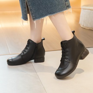 Nouvelles Chaussures Légères Automne/Hiver 2025 pour Femmes : Bottes, Mules et Chaussures de Marche en Cuir à Talons - Product Image 6