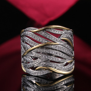 Anello a strati per donna, design bicolore, accessorio da dito per uso quotidiano - Product Image 4