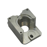 Pièces mécaniques de précision en laiton et acier inoxydable usinées par brochage CNC sur mesure pour divers types d'équipements industriels