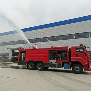 Camion de lutte contre l'incendie ISUZU GIGA avec réservoir d'eau et mousse, 6x4, prix usine, camion-citerne à eau de 12 tonnes - Product Image 5