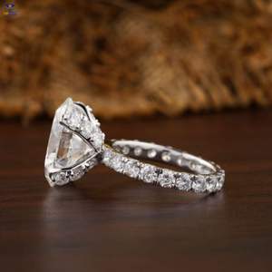 Anillo de diamante 10,46 TDW con corte ovalado y redondo Banda de oro blanco de 18 quilates HPHT/CVD Labstone Jewelry - Product Image 3