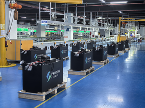 แบตเตอรี่ลิเธียม 48V 51.2V 560Ah ชาร์จเร็ว ไม่ต้องบำรุงรักษา สำหรับรถยกแบบเดินตามและรถยกแบบยืนขับ แบตเตอรี่ 51.2V 560Ah - Product Image 1