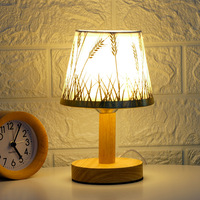 Lampe de table LED en tissu de style européen, abat-jour trapézoïdal, sans fil, recharge USB, commande tactile, lampe de chevet