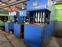Machine de fabrication de bouteilles d'eau PET semi-automatique grande capacité 5 gallons 20L