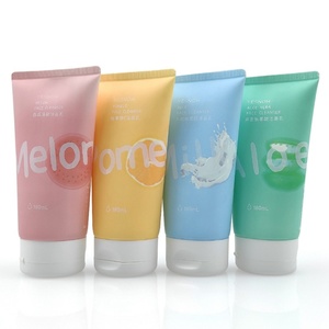 Emballage cosmétique en plastique vide personnalisé de 180 ml avec bouchon à clapet, nettoyant visage, lotion, soin de la peau, tube ovale souple à presser - Product Image 1