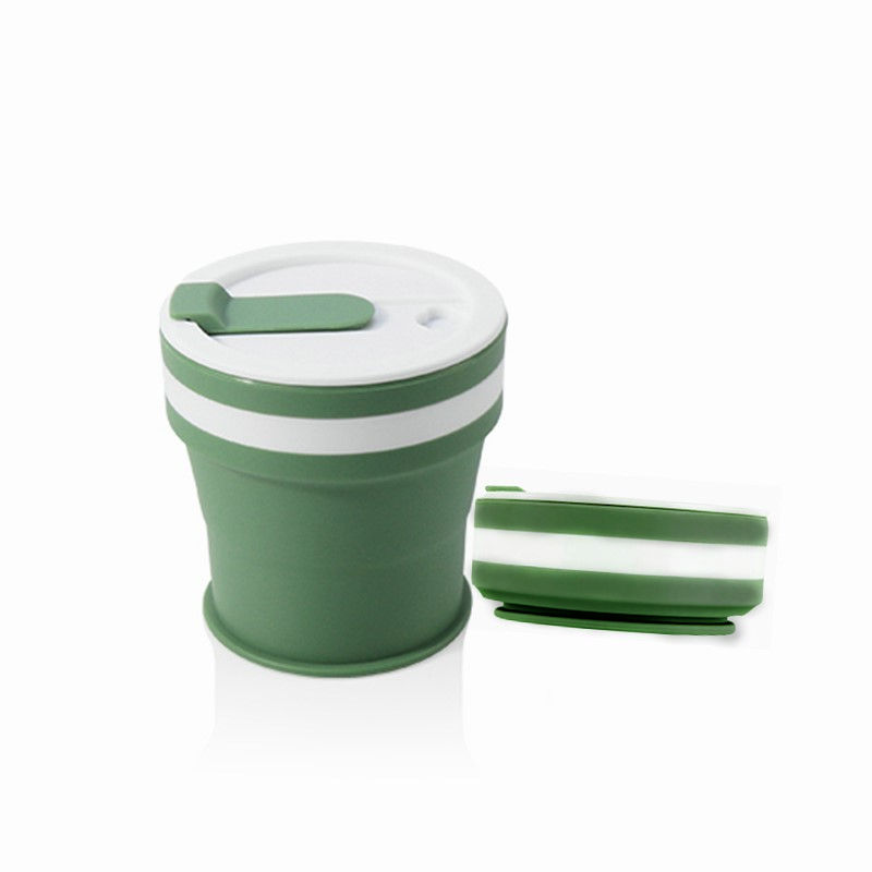 สีเขียว