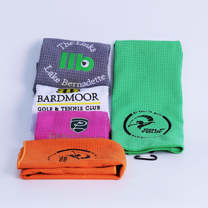 Serviette de <span class=keywords><strong>golf</strong></span> en microfibre gaufrée avec aimant et crochet, personnalisable avec logo, durable et légère, pour le sport et les voyages de <span class=keywords><strong>golf</strong></span> - Product Image 2