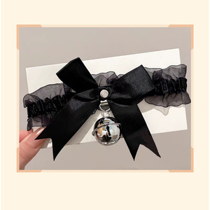 Gargantilla de encaje en blanco y negro con campana y lazo, accesorio íntimo para mujer 8101 - Product Image 1