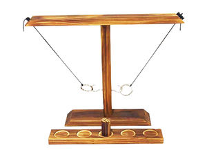 हॉट सेलिंग रिंग गेम लकड़ी के छल्ले हुक टॉस रिंग गेम - Product Image 1