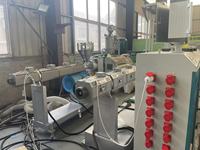 Ligne d'extrusion de co-extrusion de tuyaux HDPE multicouches de grand diamètre à haute productivité