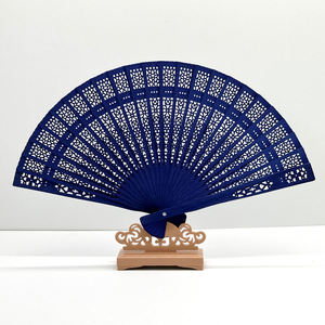 Éventail pliant en bois gravé personnalisé, vente en gros d'usine, pour mariages, anniversaires, décorations de fête de bébé, cadeaux personnalisés - Product Image 2