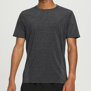 T-shirt riflettente a secco fresca da uomo con stampa atletica sportiva all'ingrosso per Fitness estivo ad asciugatura rapida - Product Image 4