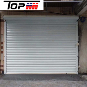 Porte de garage enroulable isolée durable en acier avec système motorisé pour usage commercial - Product Image 3