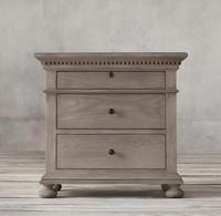 Meubles en chêne rétro français, table de chevet entièrement meublée avec rangement, table de chevet à trois tiroirs, table d'appoint pour chambre à coucher