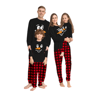 Individueller bedruckbarer Kinderausdruck Baby einfarbig und familienbekleidung Weihnachts-Pyjama - Product Image 1