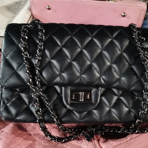 ปี 2025 ยอดนิยม ราคาถูก ขายส่งจำนวนมาก 90% สะอาดเหมือนใหม่ แฟชั่นกระเป๋าเบลสำหรับเสื้อผ้ามือสอง - Product Image 5