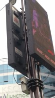 Écran d'affichage LED extérieur P4 4G à contrôle par cluster pour signalisation routière intelligente et panneaux publicitaires