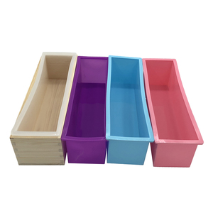 <span class=keywords><strong>Stampi</strong></span> <span class=keywords><strong>per</strong></span> sapone in Silicone da 1.2L formine <span class=keywords><strong>per</strong></span> sapone in Silicone stampo <span class=keywords><strong>per</strong></span> pagnotta fatto a mano stampo <span class=keywords><strong>per</strong></span> torta con scatola di legno - Product Image 4
