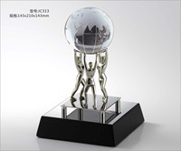 Nouveau design de globe terrestre décoratif personnalisé en cristal et métal, trophée pour récompense de reconnaissance de partenaire