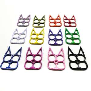 Nuevo Llavero con Orejas de Gato y Diamantes en Existencia, Llavero de Gato en Varios Colores, Aleación, Multifuncional, Abrebotellas de Seguridad - Product Image 1