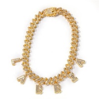 Colliers en forme de lettres avec pendentif, bijoux personnalisés, créatifs et personnalisés, chaînes cubaines en diamant CZ, pendentif avec nom