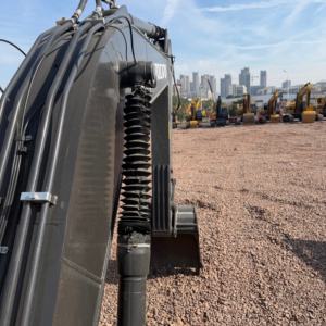 Excavatrice sur chenilles Volvo EC220 d'occasion, engin et équipement de génie civil et de construction de taille moyenne - Product Image 5