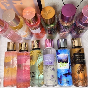 Spray Corporal <span class=keywords><strong>Victoria</strong></span>, Fragancia Original Floral, Spray de Larga Duración, <span class=keywords><strong>Splash</strong></span> Corporal, Perfume Femenino <span class=keywords><strong>Victoria</strong></span>'s <span class=keywords><strong>Secret</strong></span> - Product Image 4