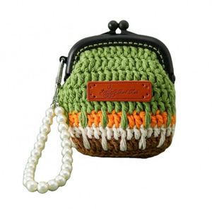 Porte-clés tressé à la main couleur macaron avec chaîne de perles en résine, porte-clés léger et sûr pour affaires, design unique de Noël - Product Image 6