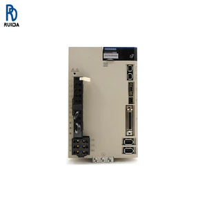 เซอร์โวไดรฟ์แปลงความถี่รุ่น SGD7W-5R5A20A ขายดี - Product Image 1