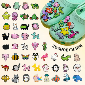 จี้รองเท้ารูปสัตว์การ์ตูน 2 มิติ น่ารัก ขายส่ง แบบผสมสัตว์ทะเลและสัตว์บก ทำจาก PVC สำหรับรองเท้าแตะ รองเท้าคร็อกส์ ของชำร่วยงานปาร์ตี้ - Product Image 1
