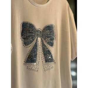 T-shirt femme Jean Detail Ribbon, 100% coton jersey, manches régulières - Product Image 1