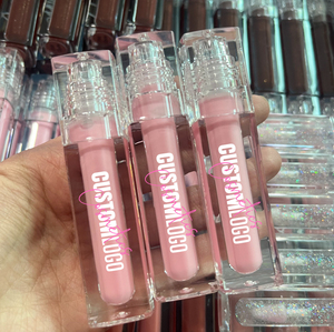 Brillo de Labios No Pegajoso, Hidratante, de Larga Duración y Brillante con Logo Personalizado que Suaviza y Difumina Visiblemente las Líneas Finas - Product Image 3