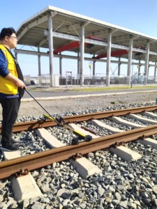 Outil de mesure numérique de rails, jauge de rail portable pour la mesure des voies ferrées - Product Image 2