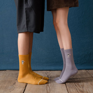 Mùa Thu Mùa Đông Thể Thao Hợp Thời Trang Thêu Cotton Giữa Bắp Chân Vớ Ánh Sáng Vài Vớ Của Ins Phi Hành Gia Đa Năng Cuff Crew Vớ - Product Image 4
