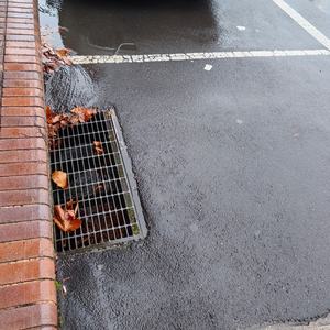 ตะแกรงเหล็กชุบสังกะสีป้องกันการกัดกร่อนสำหรับทางเดินในงานก่อสร้างอุตสาหกรรมและระบบระบายน้ำ - Product Image 4