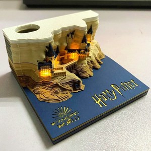 Cadeau de Noël Château Magique de <span class=keywords><strong>Harry</strong></span> <span class=keywords><strong>Potter</strong></span> Construction Tridimensionnelle Bloc-notes 3D Décoration de Bureau Décoration Artisanat en Papier - Product Image 5
