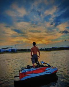 Mini barco eléctrico para motos de agua Go Kart, barco de carreras, Mini barco eléctrico Jetski Karting para Parque Acuático - Product Image 6