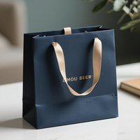 Luxus-Kunst papiertüten für Hochzeits geschenk verpackungen mit Ihrem eigenen Logo für den Einzelhandel Shopping Gold Stamp ing Spot UV