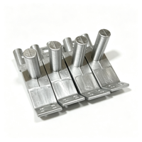 Charnière industrielle robuste en aluminium moulé, charnière en aluminium grande taille sur mesure OEM ODM usinée CNC pour portes de machines et cabines de véhicules