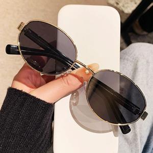 Lunettes de soleil rétro en métal européennes et américaines, lunettes de soleil polarisées tendance à protection UV, best-seller, personnalisables avec branches en métal. - Product Image 3