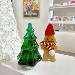 2025 phong cách mới thiết kế bánh gừng người đàn ông hình dạng nhựa dùng một lần chai nước trái cây cho sữa lạnh trà nước giải khát - Product Image 1