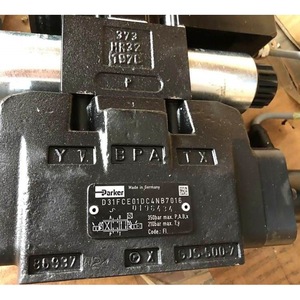 Vanne proportionnelle Parker D31FCE01DC4NB7016, pression maximale 350 bars, composant de commande hydraulique - Product Image 1