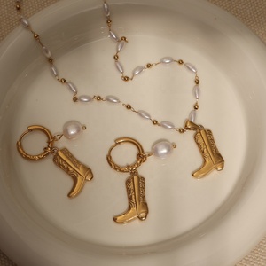 INS Popular Women 18k Gold Plated Stainless Steel Fashion Anti Tarnish <strong>Jewelry</strong> <strong>Jewelry</strong> Sets Western Cowboy <strong>Boot</strong> Pearl Necklace - Product Image 4