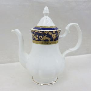 Juego de 75 piezas de vajilla de porcelana fina de alta calidad con diseño de incrustaciones doradas y logotipo personalizado - Product Image 3