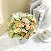 Bouquet de mini-roses artificielles réalistes en soie pour mariage, fête des Mères, remise de diplôme, Noël et Pâques, décoration de la maison - Longue durée