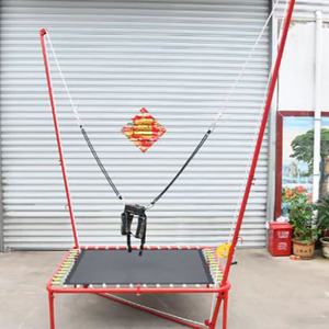 Nhà Máy Giá Chất Lượng Cao 2*2*4M Duy Nhất Tay Tời <span class=keywords><strong>Bungee</strong></span> <span class=keywords><strong>Trampoline</strong></span> Cho Trẻ Em Và Người Lớn Vui Vẻ Chơi <span class=keywords><strong>Trampoline</strong></span> Công Viên Cho Bán - Product Image 2