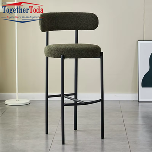 Chaises de bar modernes de luxe en velours doux au design unique, personnalisables, pour clubs - Vente en gros fabricant - Product Image 3