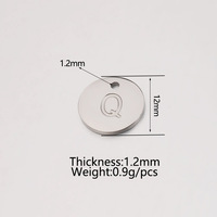 Vente en gros de 12mm de lettres anglaises gravées corrodées en acier inoxydable pendentif à breloque classique pour mariage fiançailles fête anniversaire