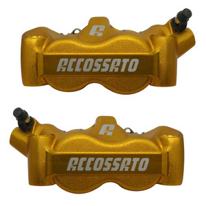 Par de Calibradores Radiales Accossato, Anodizados en Oro, Forjados, con Pastillas de 100 mm para Sistemas de Motocicleta - Product Image 3