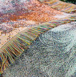 Fábrica de Mantas Tejidas Profesionales DaiRui, Tapicería Jacquard <span class=keywords><strong>Personalizada</strong></span> para Mayoristas con MOQ Flexible y Muestreo Rápido - Product Image 4